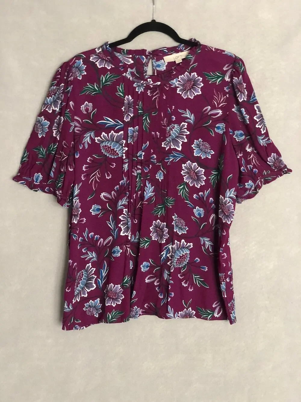 LOFT Pin Tuck Top Puff Sleeve Floral Purple Women's Large